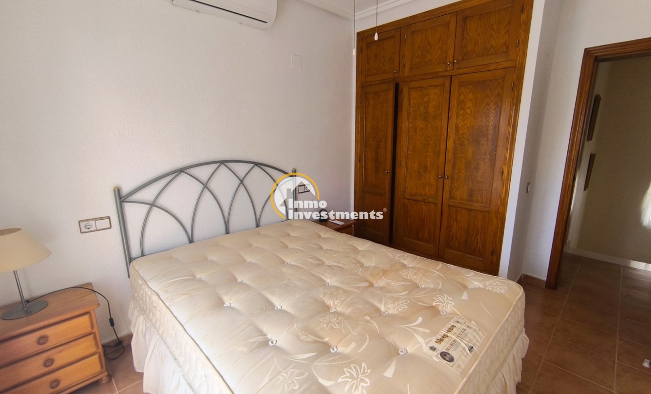 Resale - Villa - Algorfa - Montebello