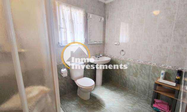 Resale - Villa - Algorfa - Montebello