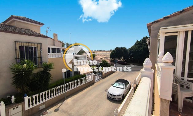 Resale - Villa - Algorfa - Montebello