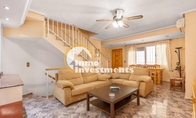 Resale - Town house - Los Alcazares - Centro