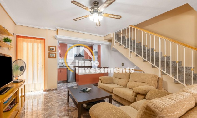 Resale - Town house - Los Alcazares - Centro