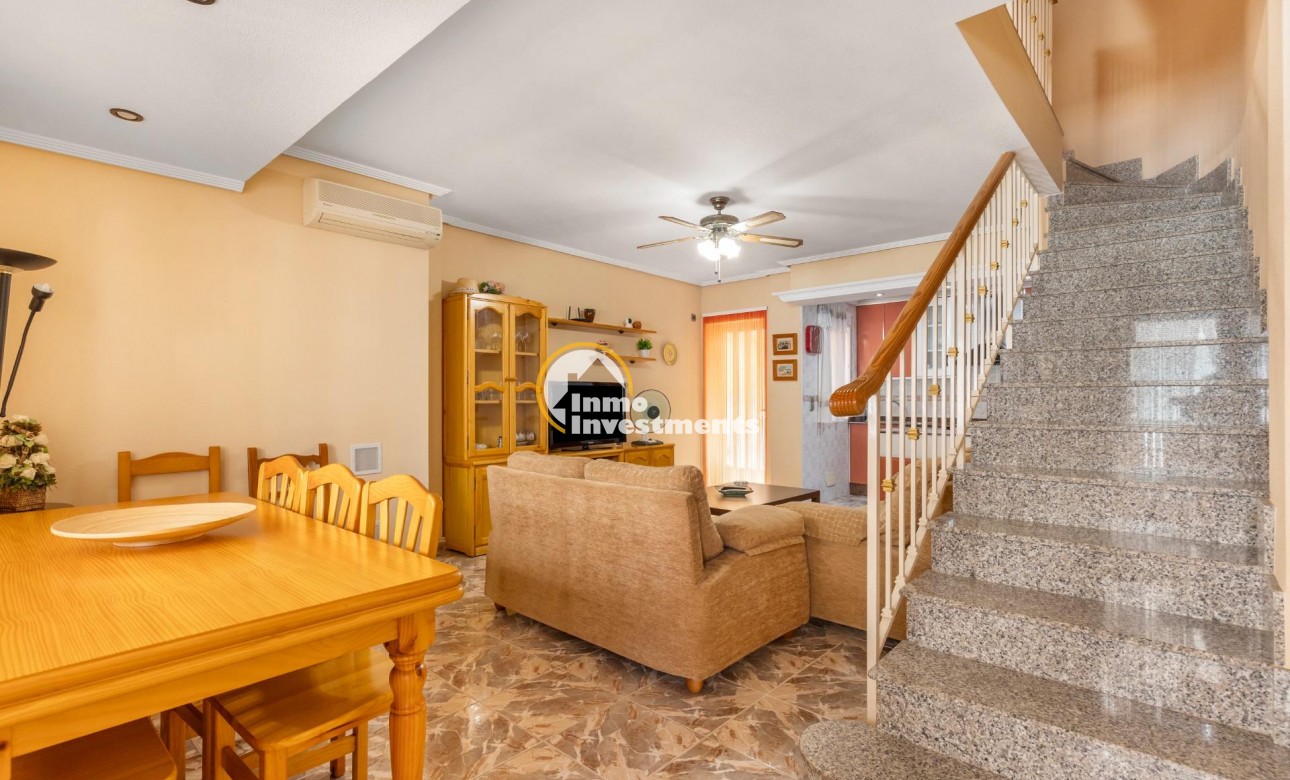 Resale - Town house - Los Alcazares - Centro