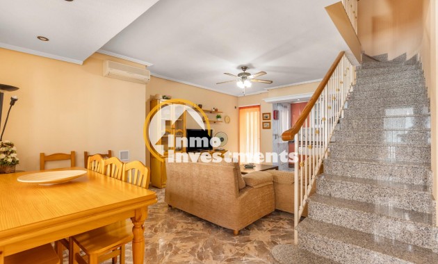 Resale - Town house - Los Alcazares - Centro