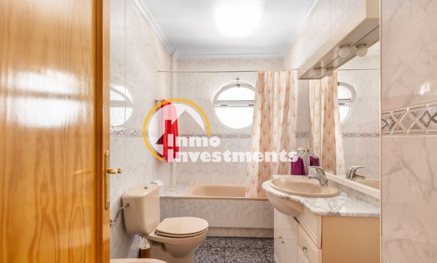 Resale - Town house - Los Alcazares - Centro