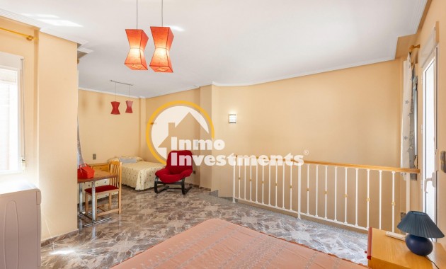 Resale - Town house - Los Alcazares - Centro