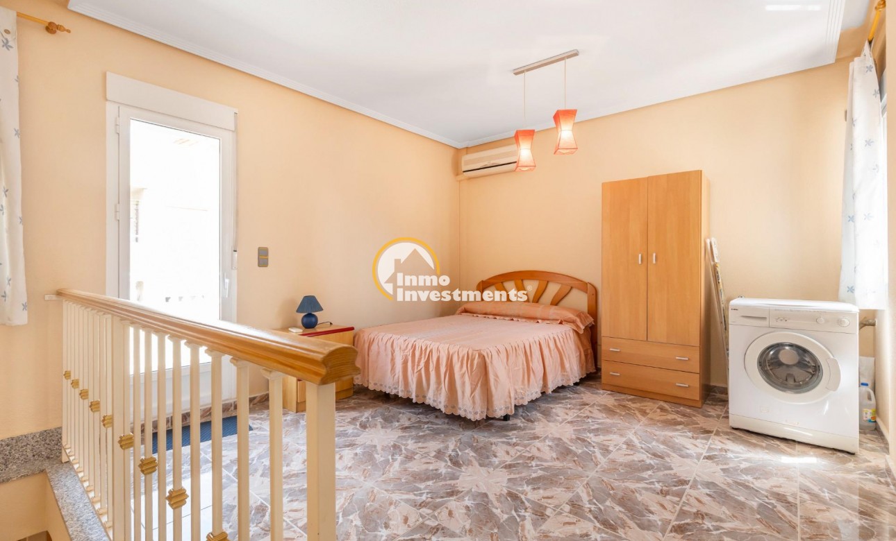 Resale - Town house - Los Alcazares - Centro