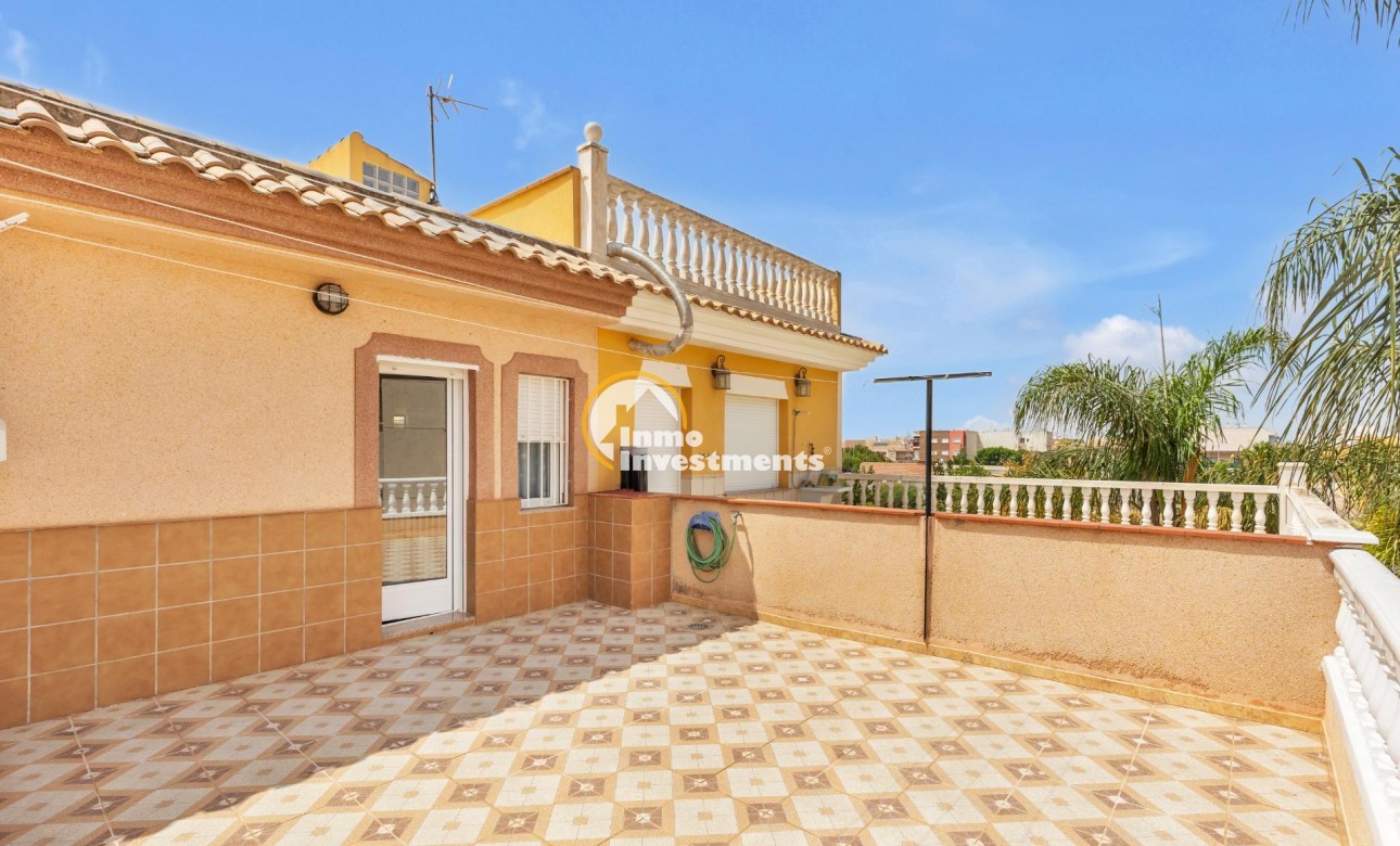 Resale - Town house - Los Alcazares - Centro