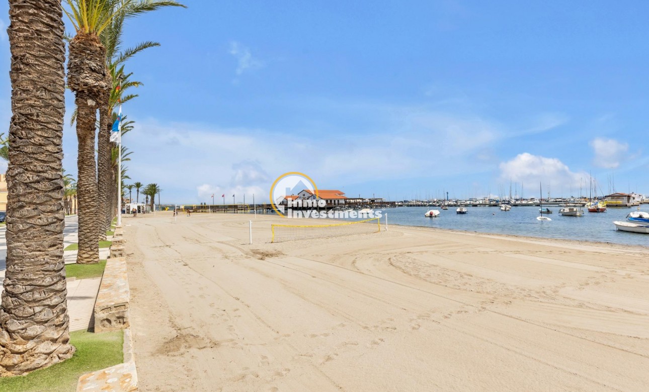 Resale - Town house - Los Alcazares - Centro