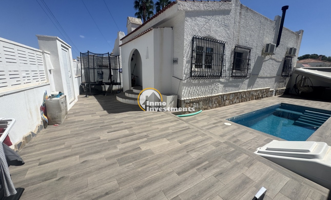 Resale - Villa - Villamartin - Blue Lagoon