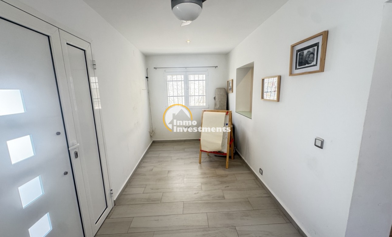 Resale - Villa - Villamartin - Blue Lagoon