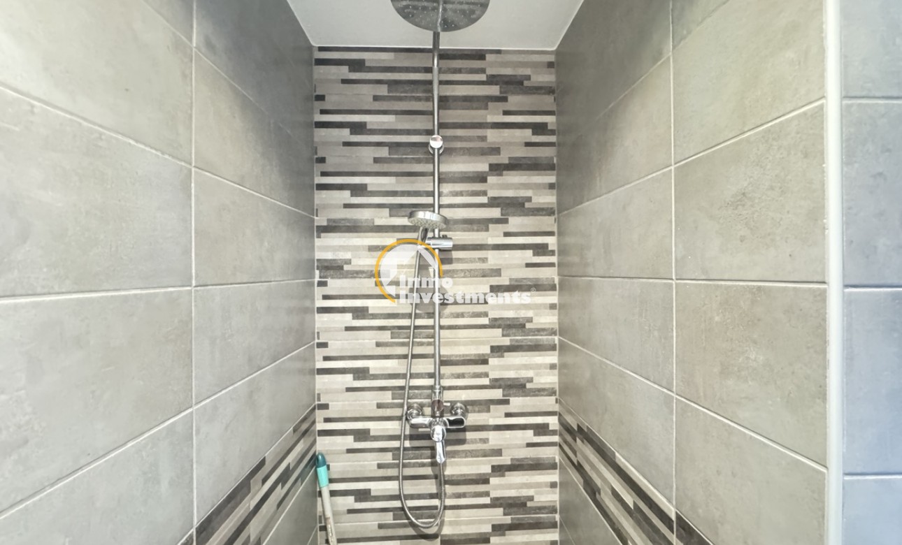 Resale - Villa - Villamartin - Blue Lagoon