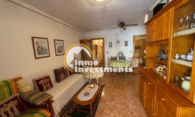 Resale - Apartment - Torrevieja - Torrevieja Centre