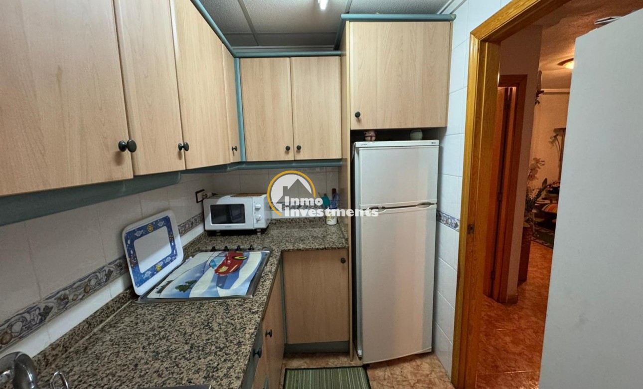 Resale - Apartment - Torrevieja - Torrevieja Centre