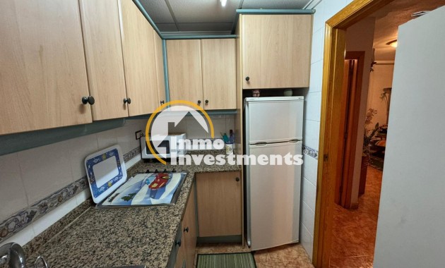 Resale - Apartment - Torrevieja - Torrevieja Centre