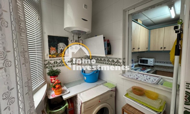 Resale - Apartment - Torrevieja - Torrevieja Centre