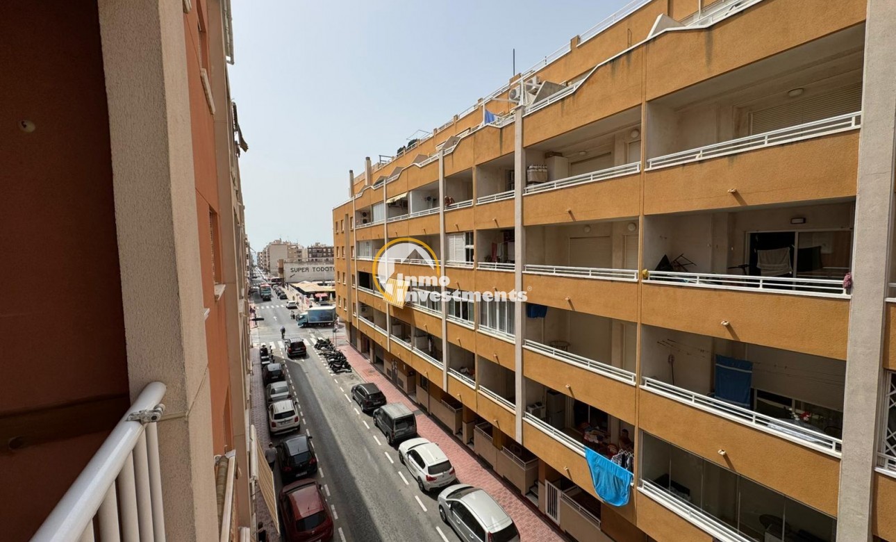 Resale - Apartment - Torrevieja - Torrevieja Centre