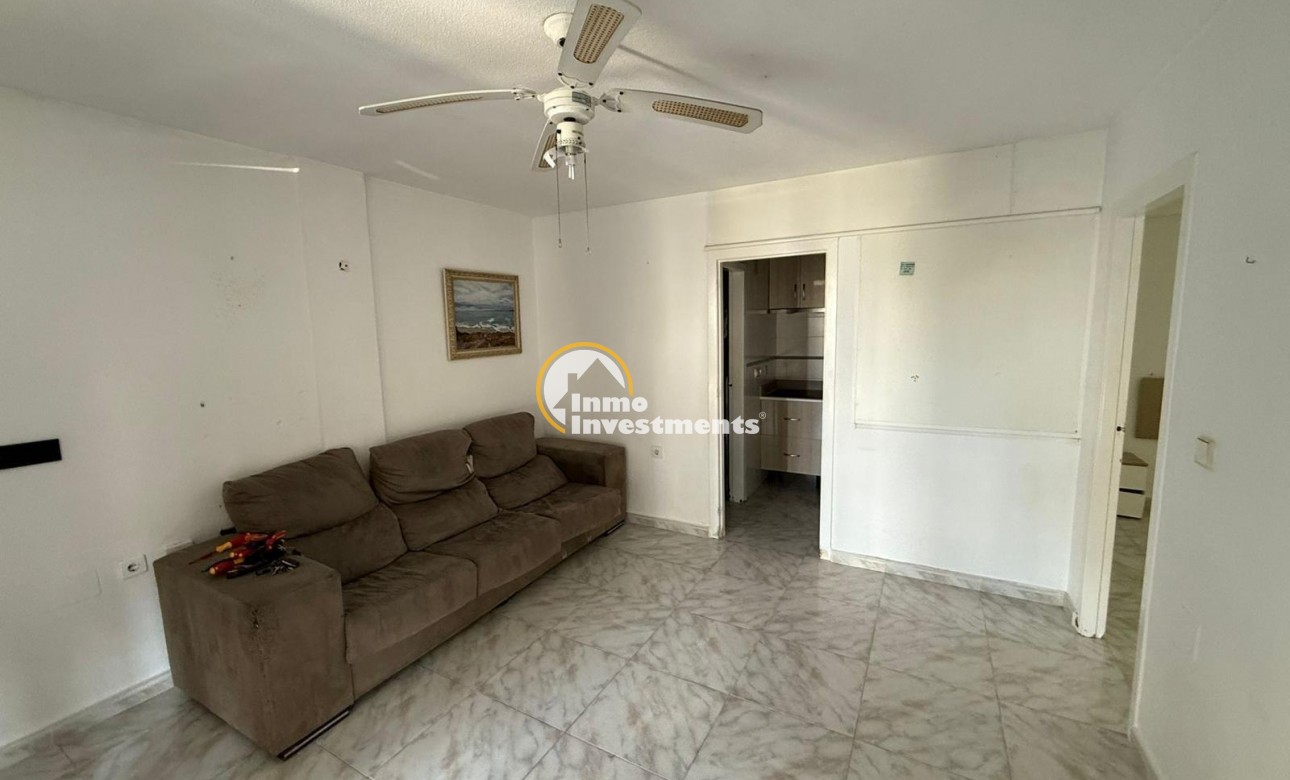 Reventa - Chalet adosado - Torrevieja