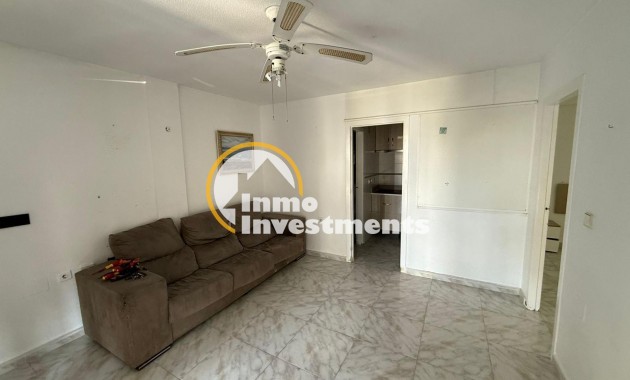 Reventa - Chalet adosado - Torrevieja