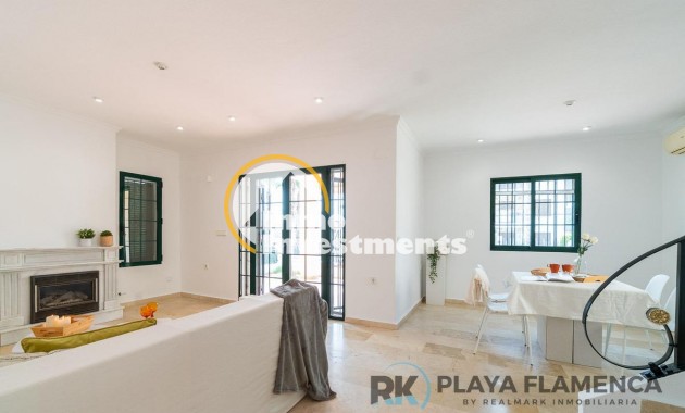 Bestaande bouw - Villa - Orihuela Costa - Villamartín-Las Filipinas