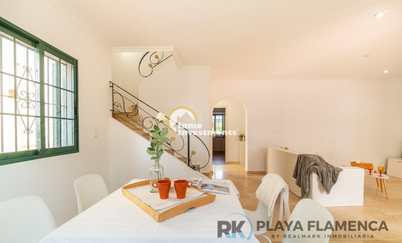 Bestaande bouw - Villa - Orihuela Costa - Villamartín-Las Filipinas