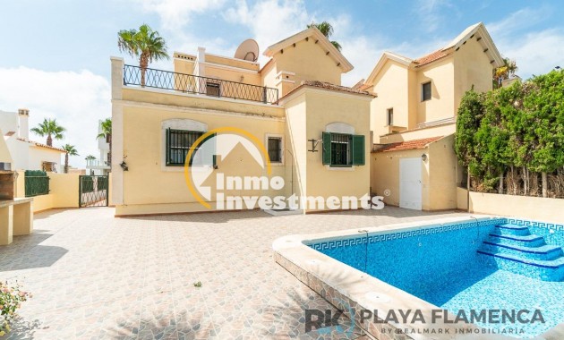 Bestaande bouw - Villa - Orihuela Costa - Villamartín-Las Filipinas