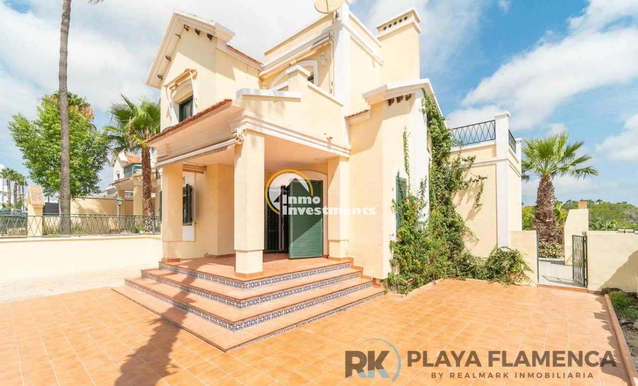 Bestaande bouw - Villa - Orihuela Costa - Villamartín-Las Filipinas