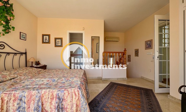 Resale - Villa - Orihuela Costa - Villamartin