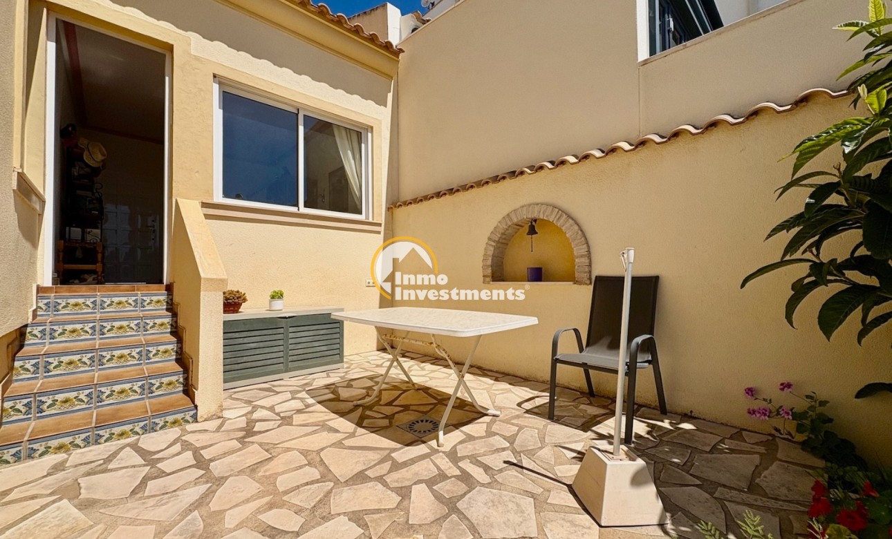 Resale - Villa - Orihuela Costa - Villamartin