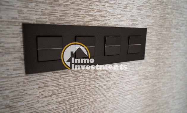 Obra nueva - Chalet adosado - Torrevieja