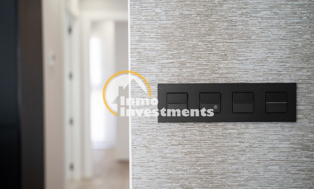 Obra nueva - Chalet adosado - Torrevieja