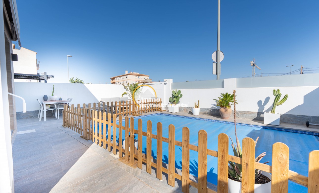 Obra nueva - Chalet independiente - Murcia