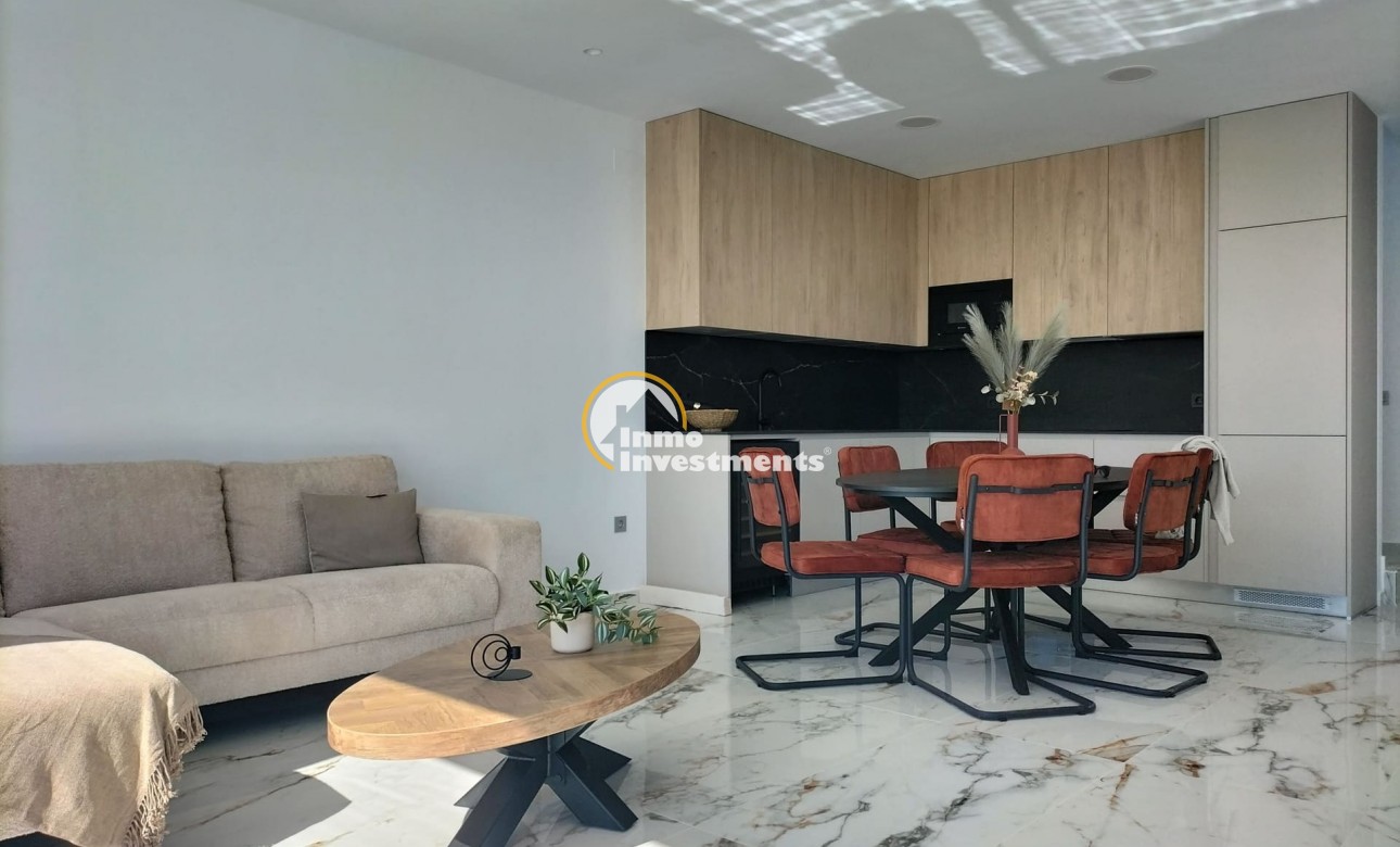 Obra nueva - Chalet independiente - Pilar de la Horadada