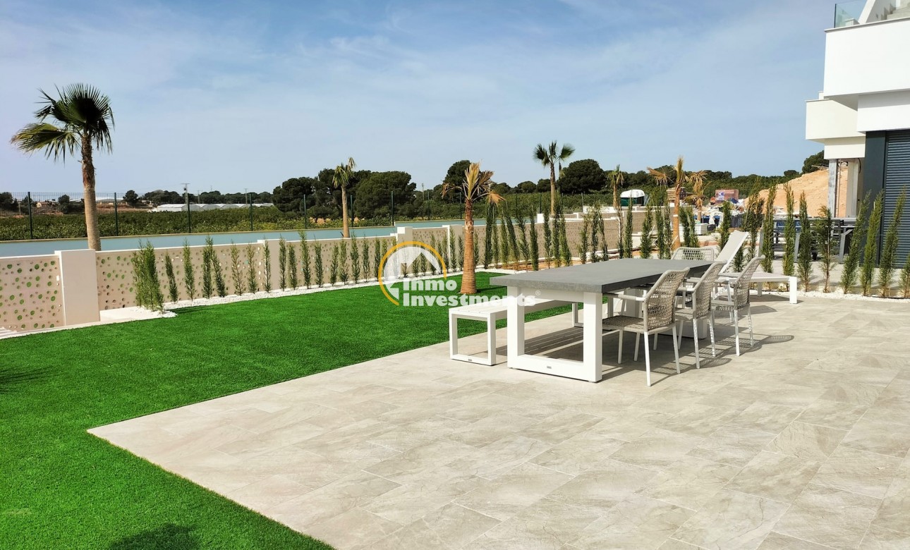 Obra nueva - Chalet independiente - Pilar de la Horadada