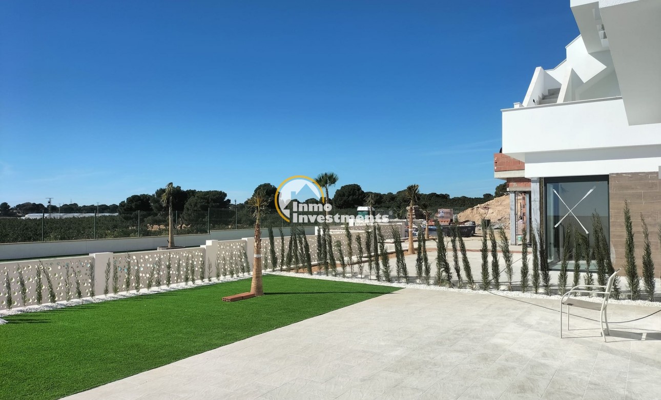 Obra nueva - Chalet independiente - Pilar de la Horadada