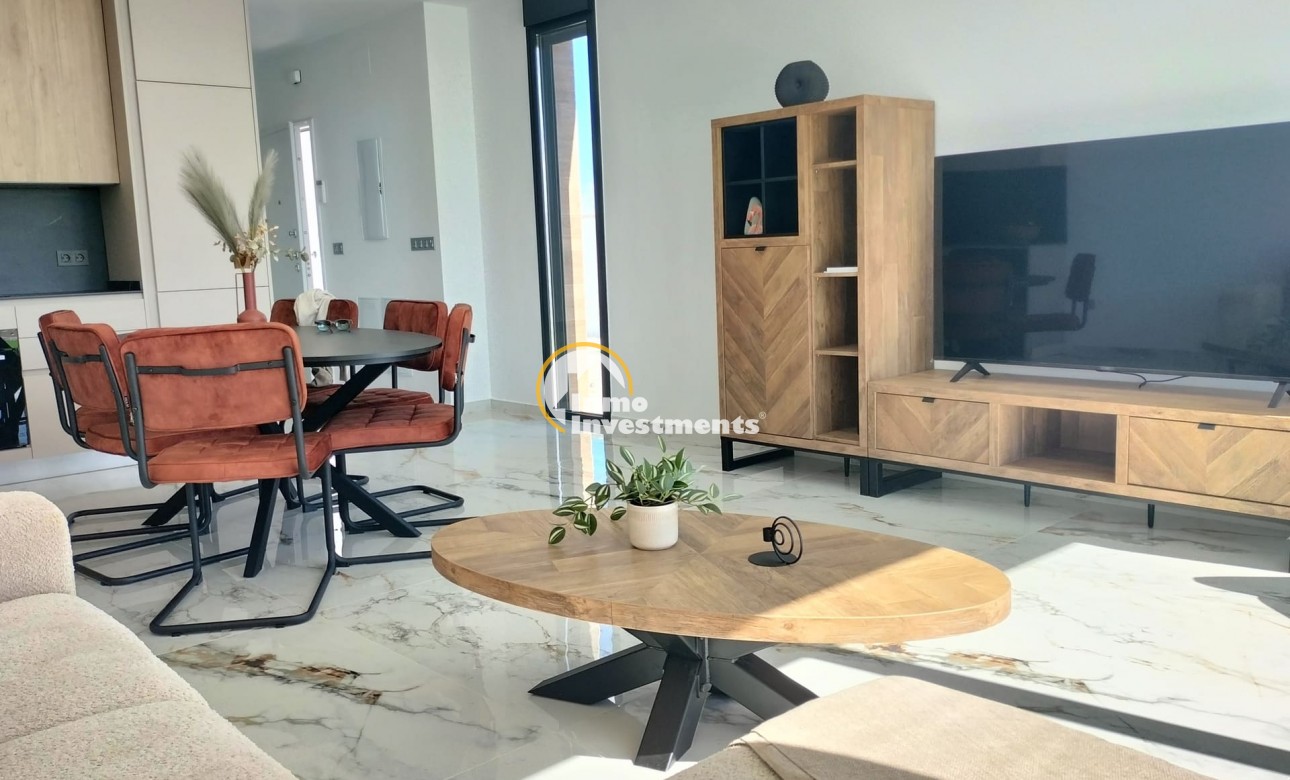 Obra nueva - Chalet independiente - Pilar de la Horadada