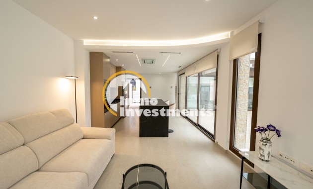 Obra nueva - Chalet adosado - Heredades