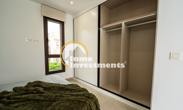 Obra nueva - Chalet adosado - Heredades