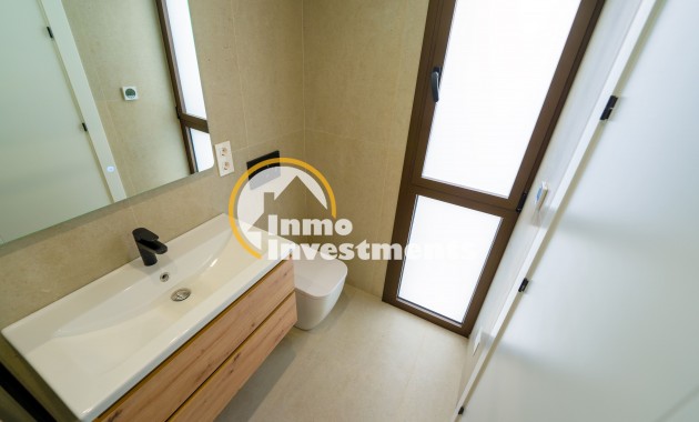 Obra nueva - Chalet adosado - Heredades