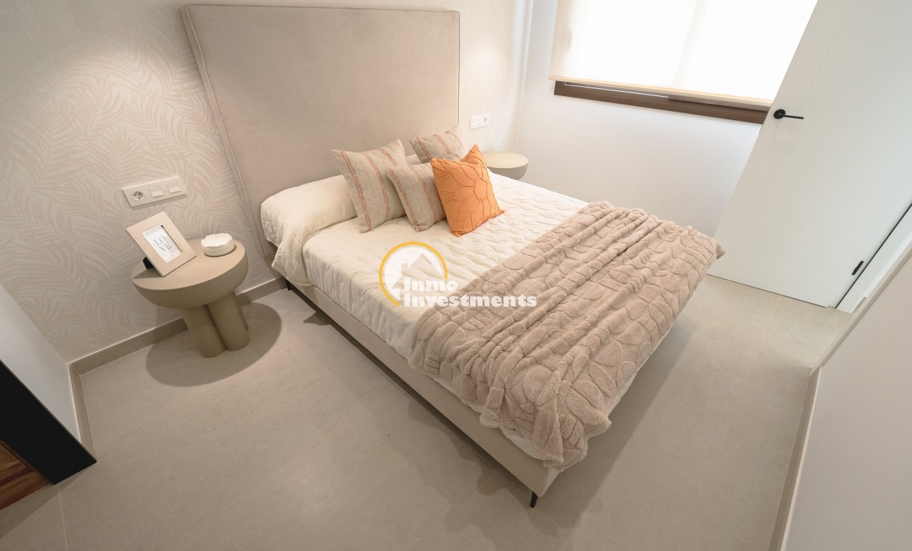 Obra nueva - Chalet adosado - Heredades