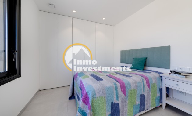 Obra nueva - Chalet independiente - Pilar de la Horadada