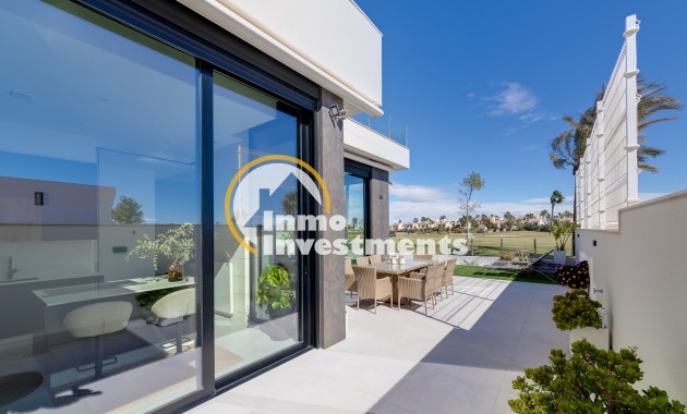 Obra nueva - Chalet independiente - Pilar de la Horadada