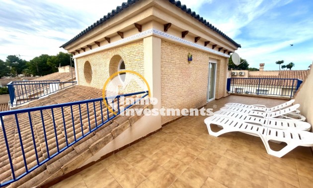 Reventa - Chalet independiente - Orihuela Costa - Campoamor