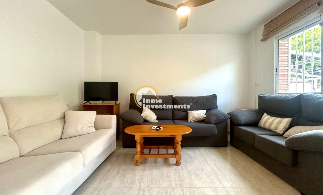 Reventa - Chalet independiente - Orihuela Costa - Campoamor