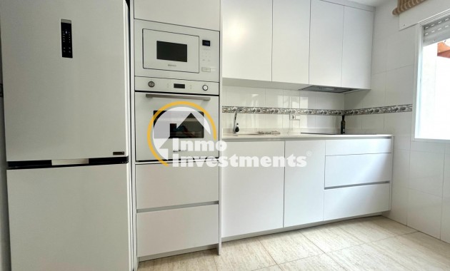 Reventa - Chalet independiente - Orihuela Costa - Campoamor