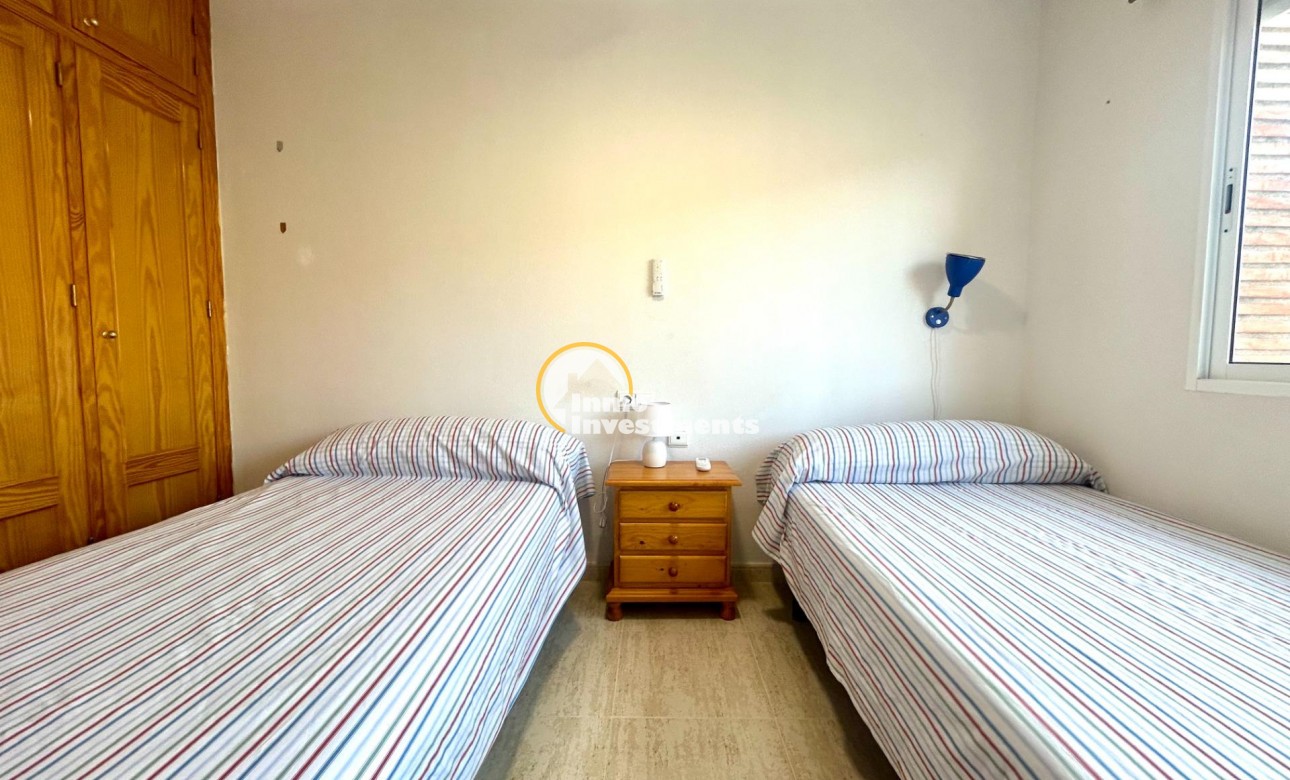 Reventa - Chalet independiente - Orihuela Costa - Campoamor