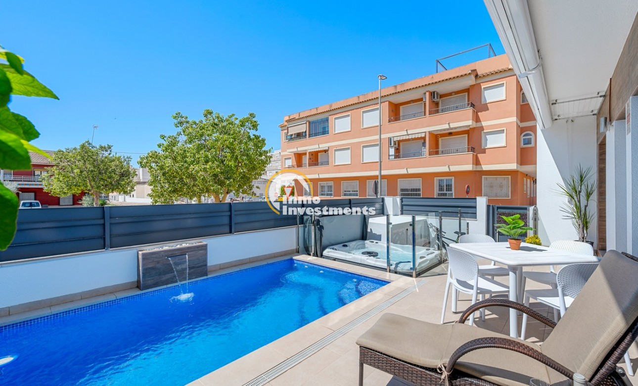 Resale - Town house - Formentera del Segura