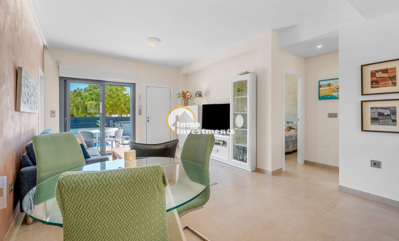 Resale - Town house - Formentera del Segura