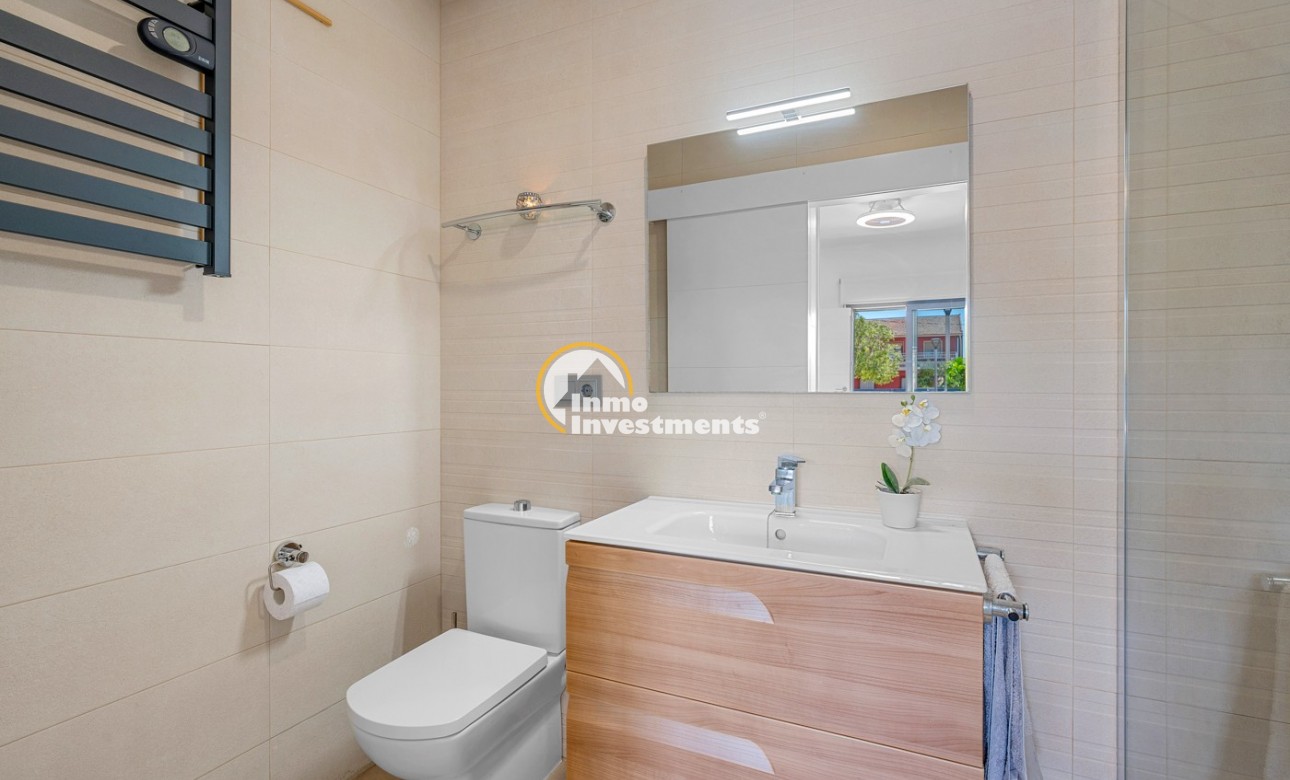 Resale - Town house - Formentera del Segura