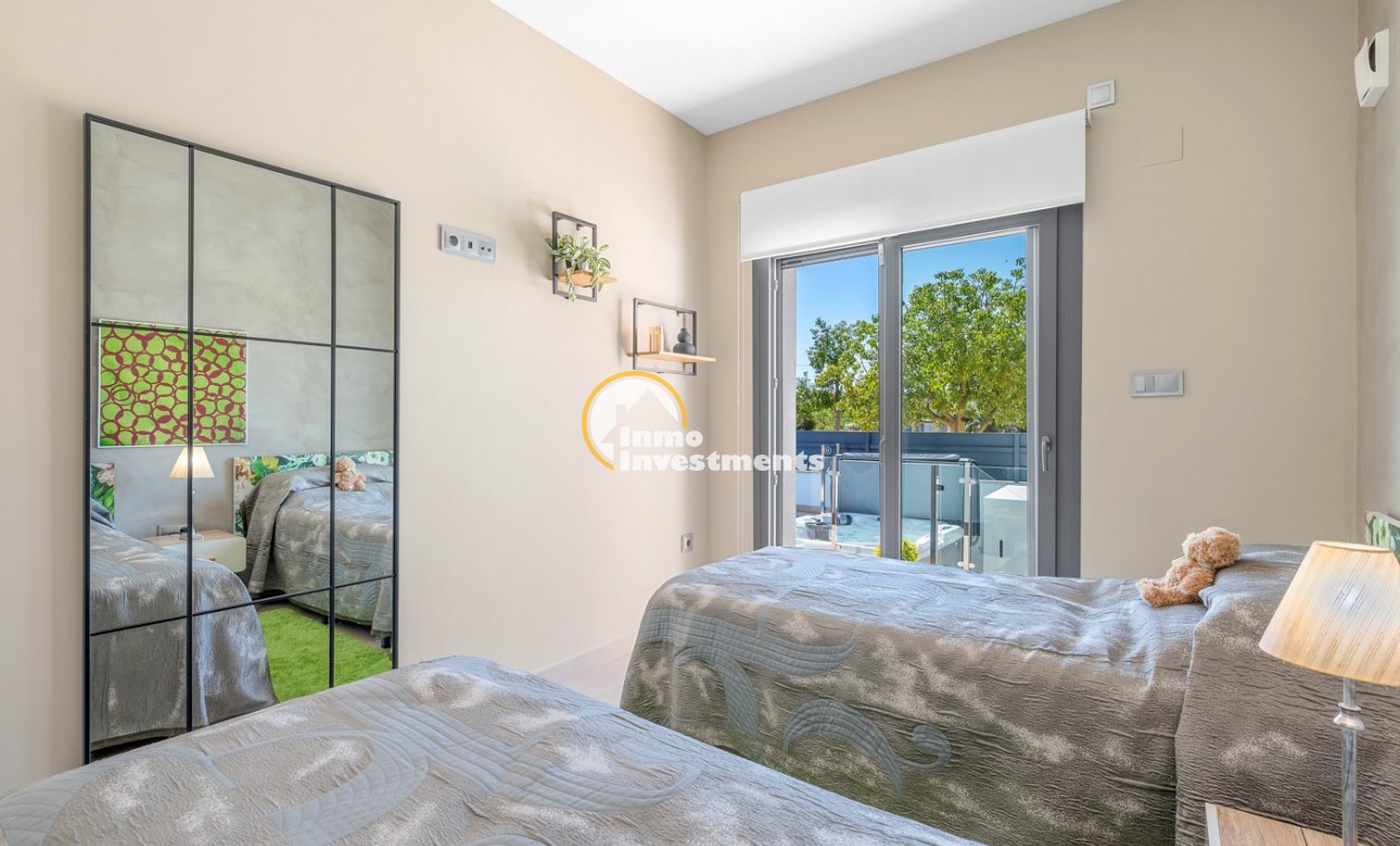 Resale - Town house - Formentera del Segura