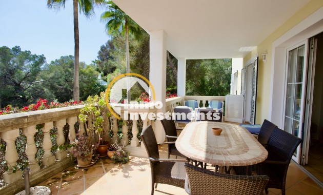 Resale - Apartment - Portals Nous - Calvià